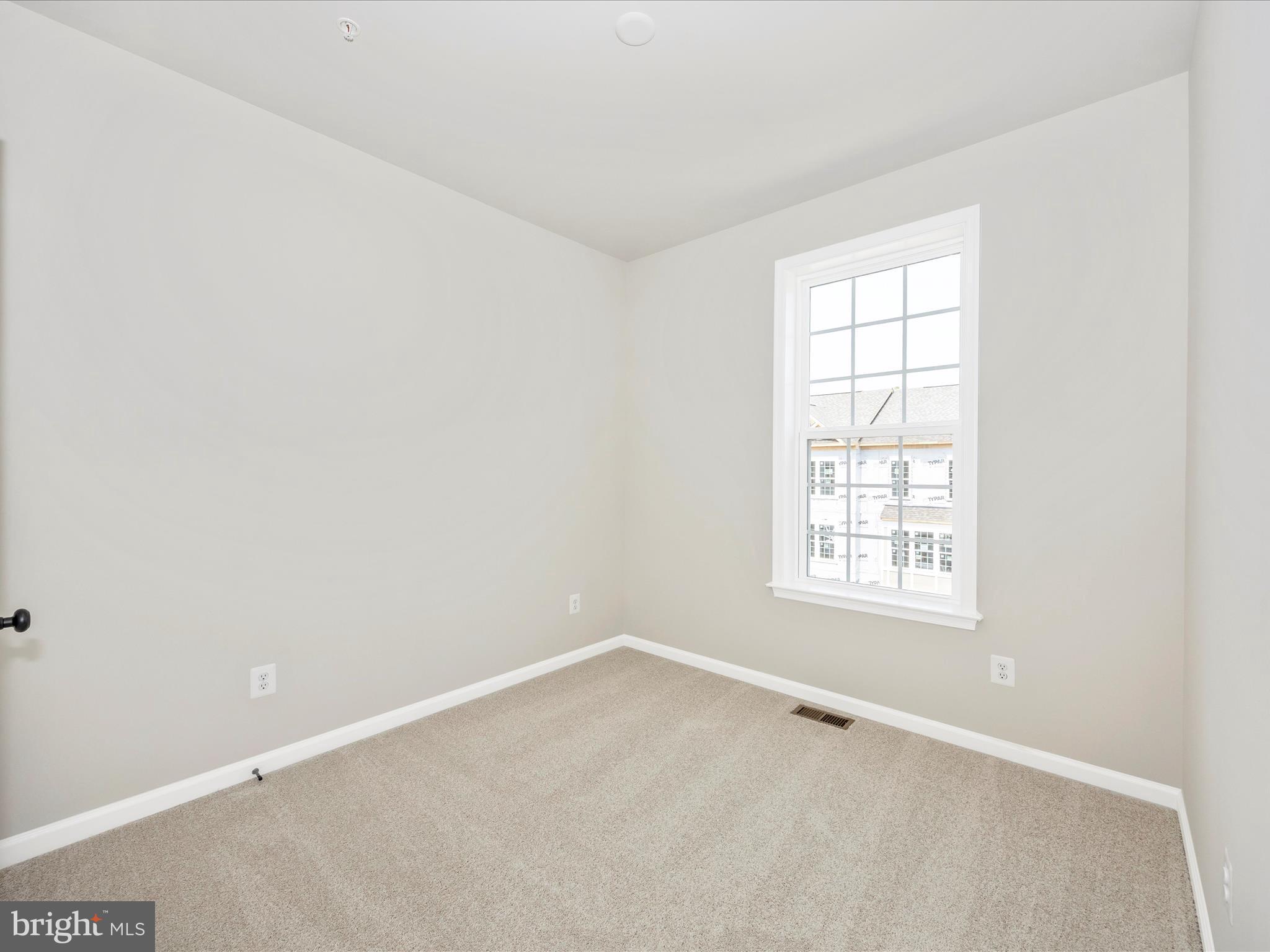 SPRING BANK - Residential