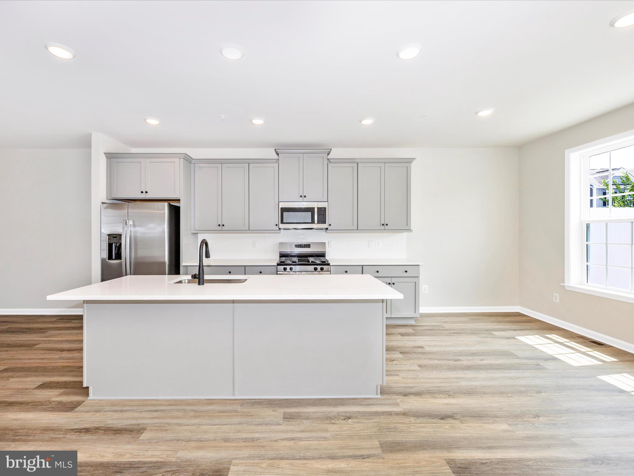 SPRING BANK - Residential