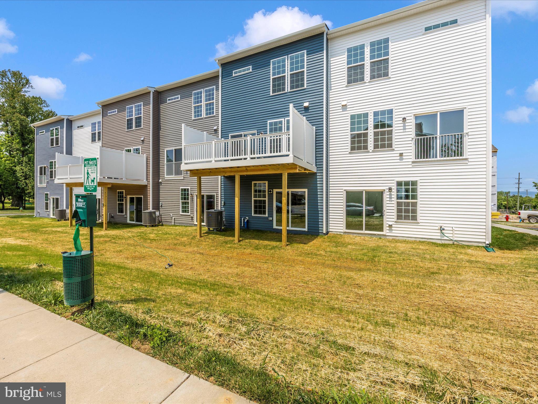 SPRING BANK - Residential