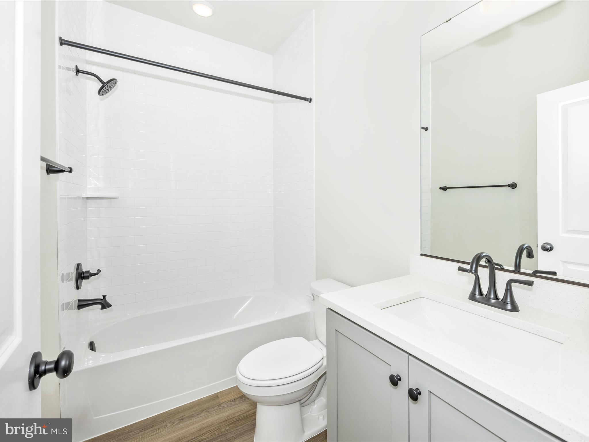 SPRING BANK - Residential