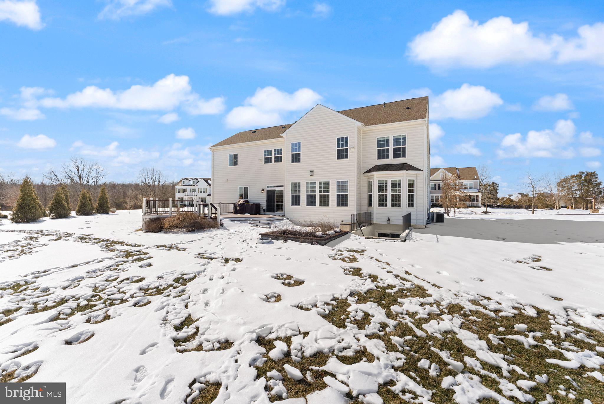 CREIGHTON FARMS - Residential