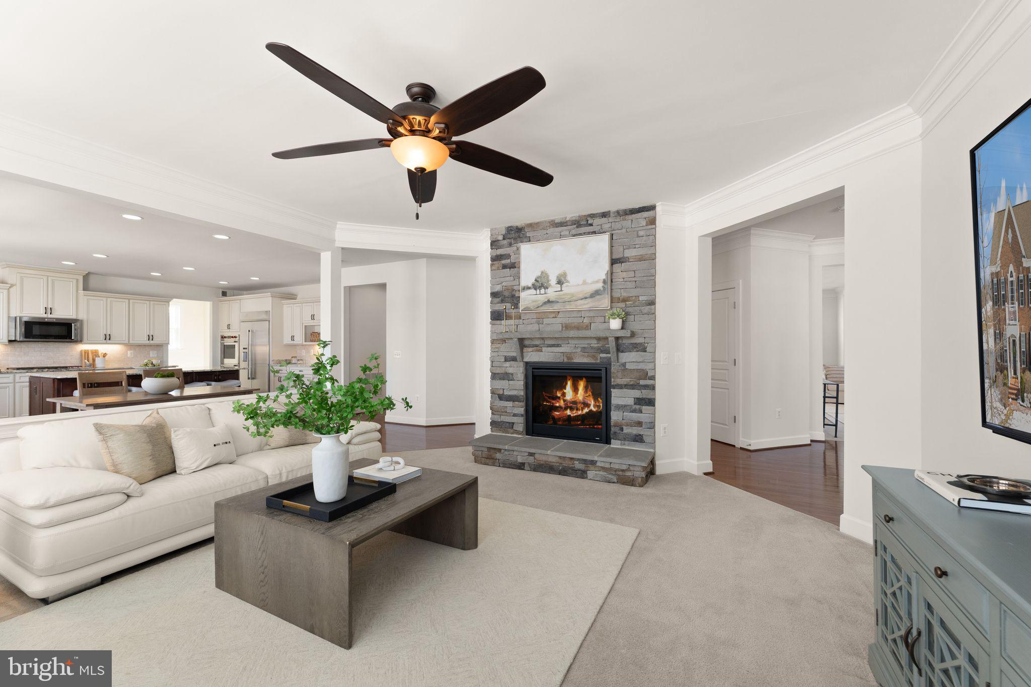 CREIGHTON FARMS - Residential