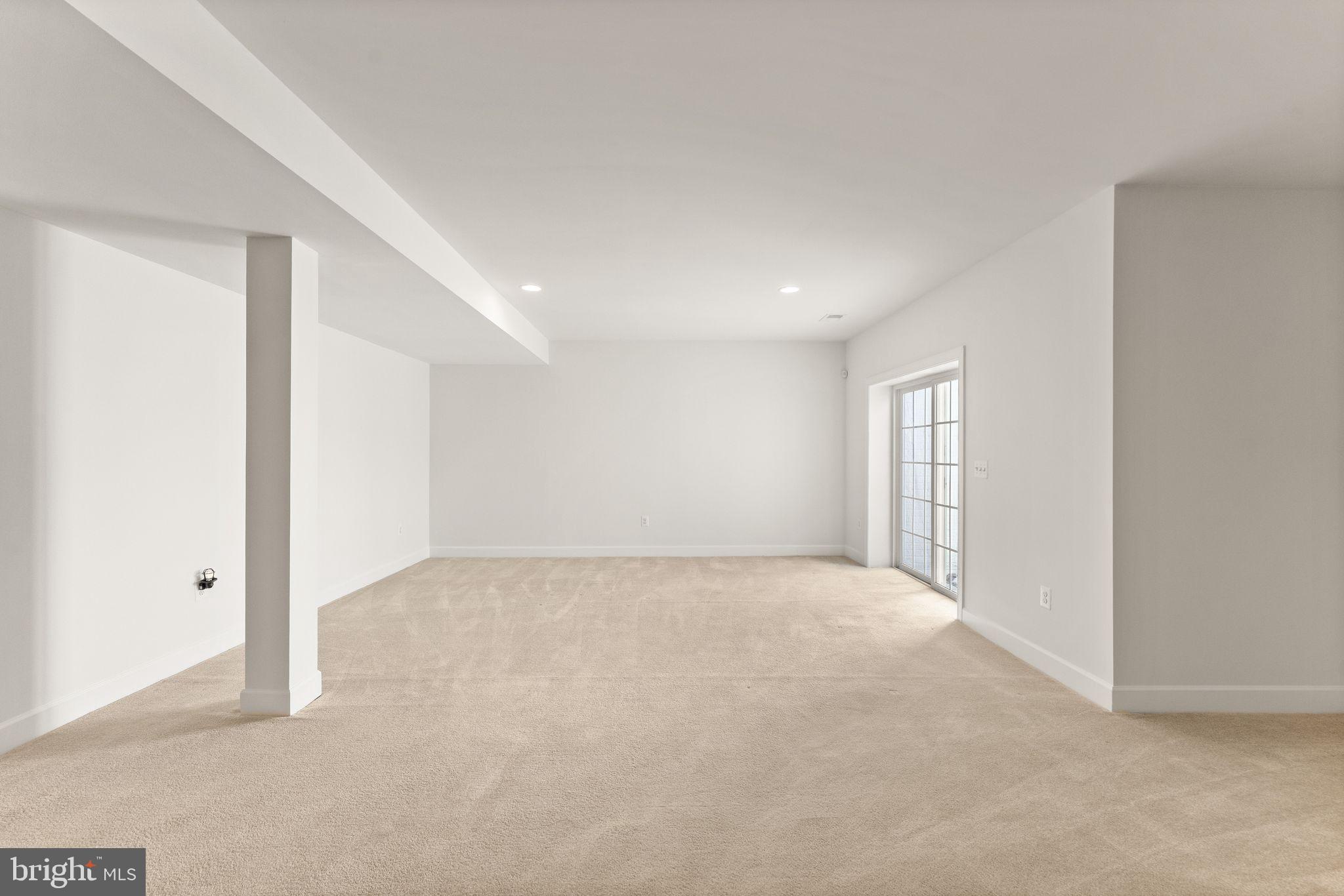 CREIGHTON FARMS - Residential