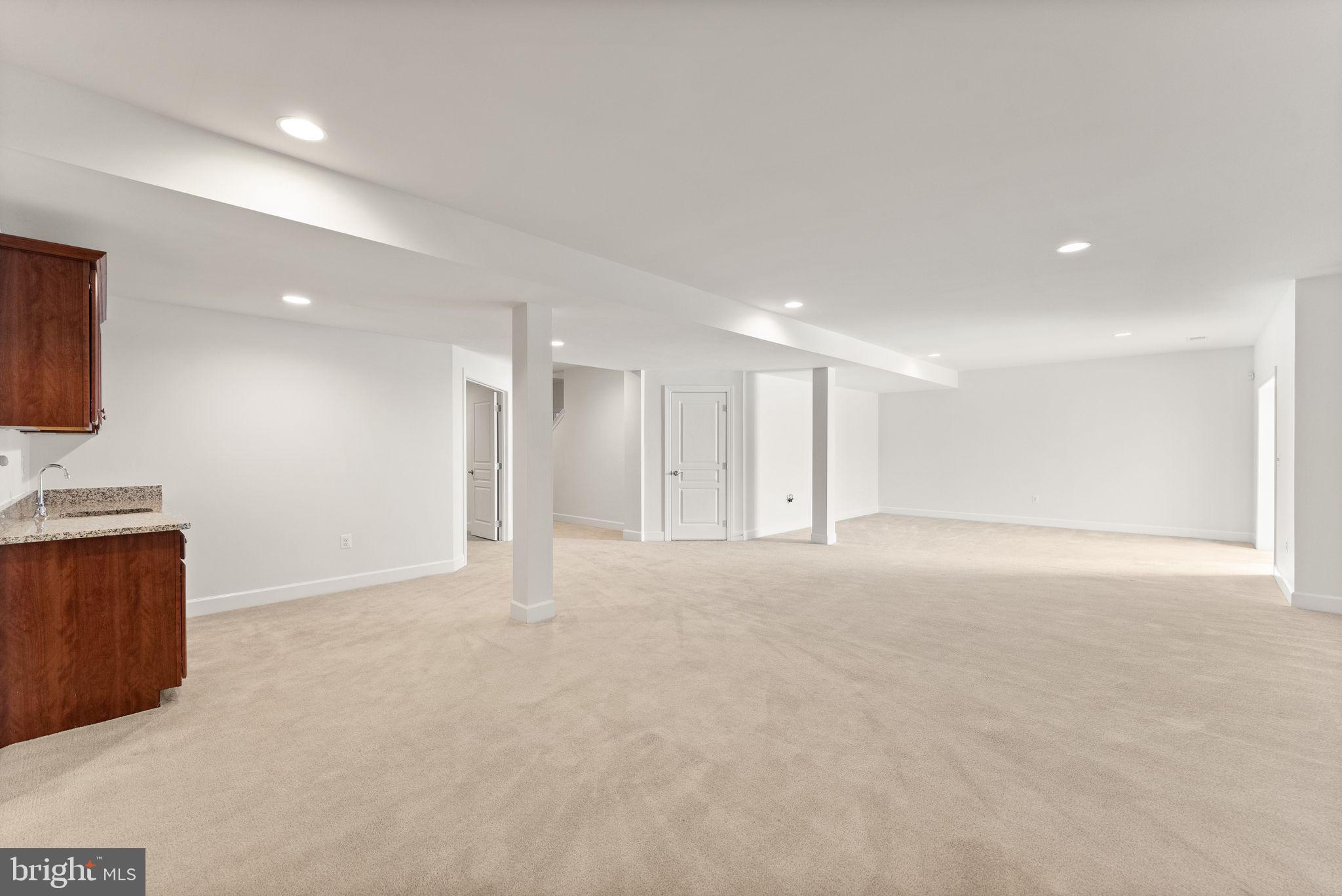 CREIGHTON FARMS - Residential