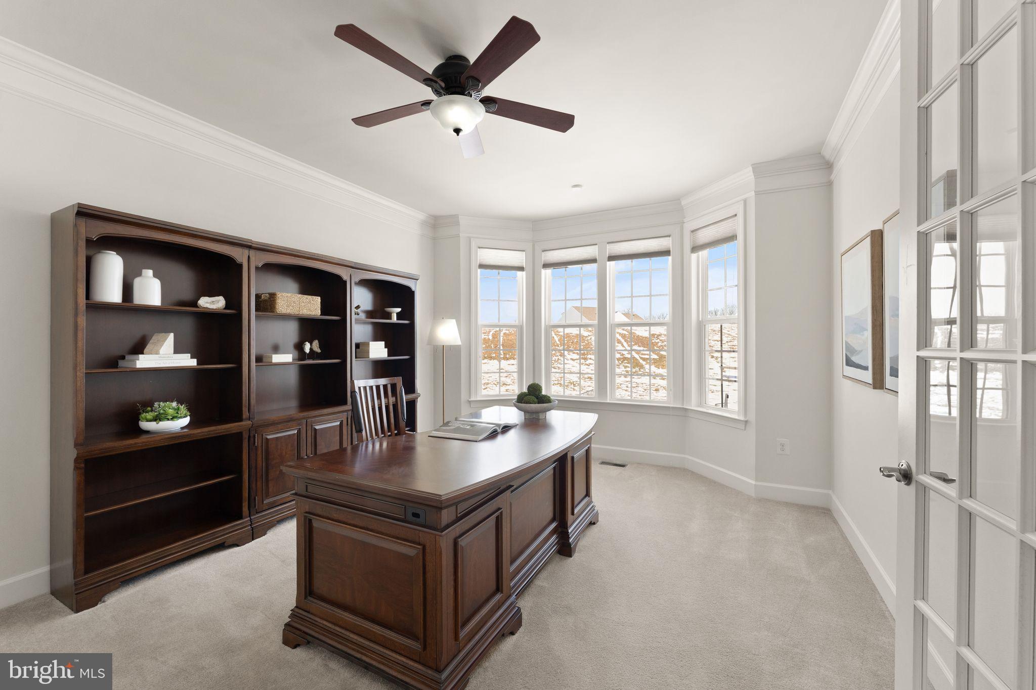 CREIGHTON FARMS - Residential