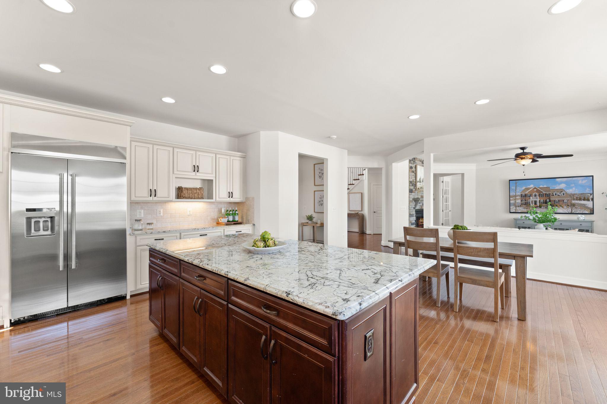 CREIGHTON FARMS - Residential