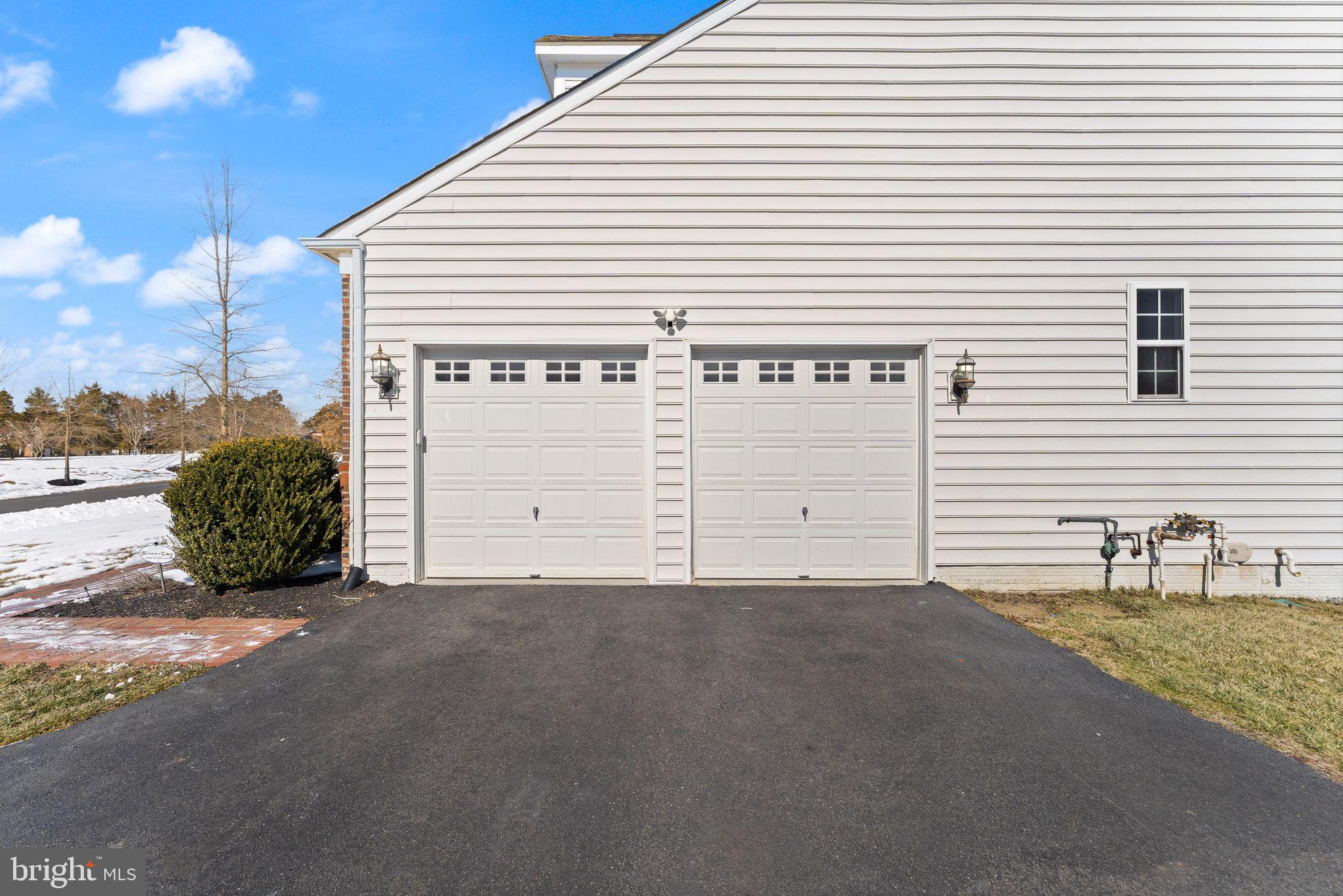 CREIGHTON FARMS - Residential