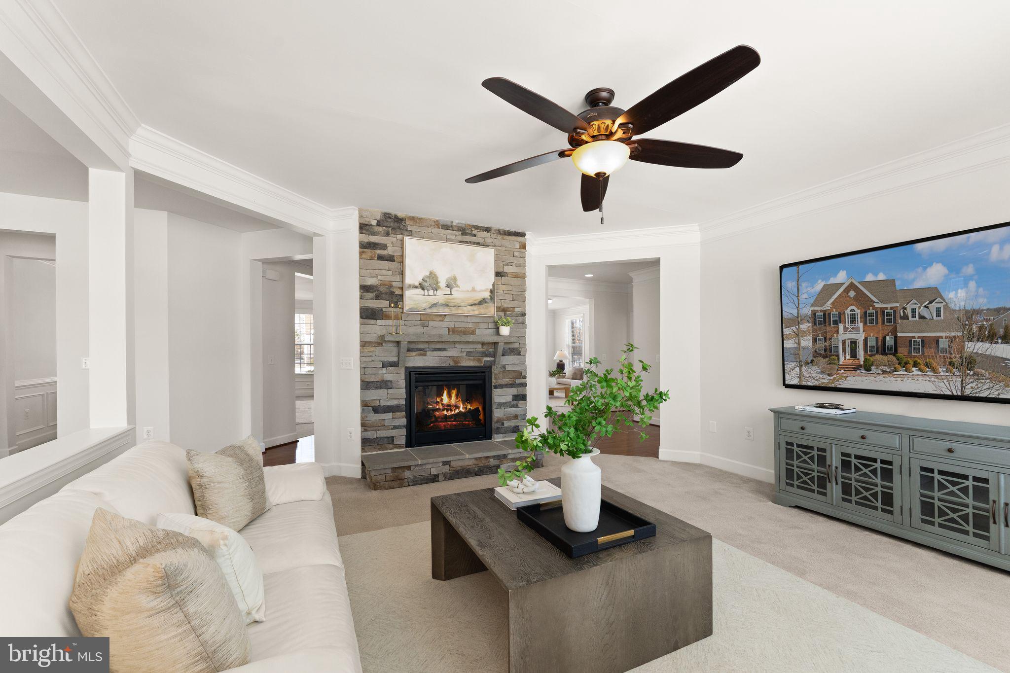 CREIGHTON FARMS - Residential