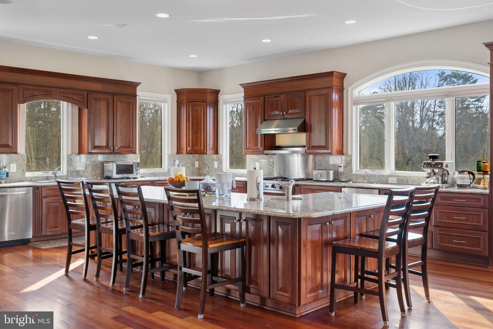 HUNTERS VALLEY MINCHEWS - Residential