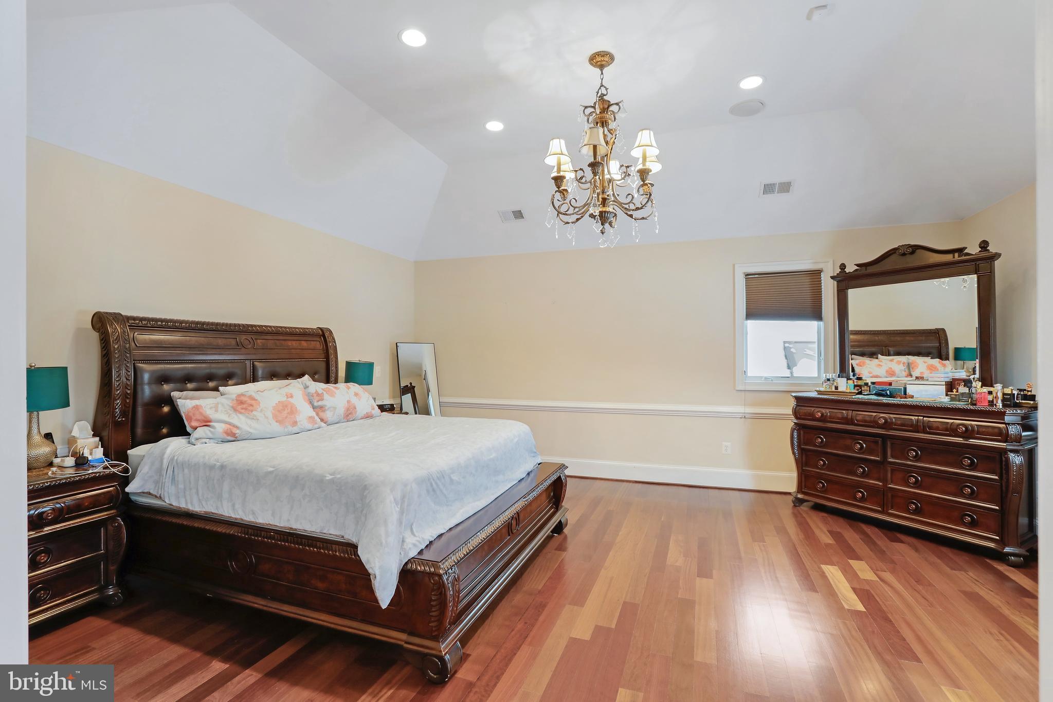 HUNTERS VALLEY MINCHEWS - Residential