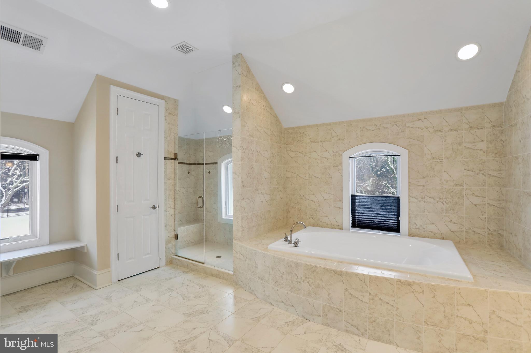 HUNTERS VALLEY MINCHEWS - Residential