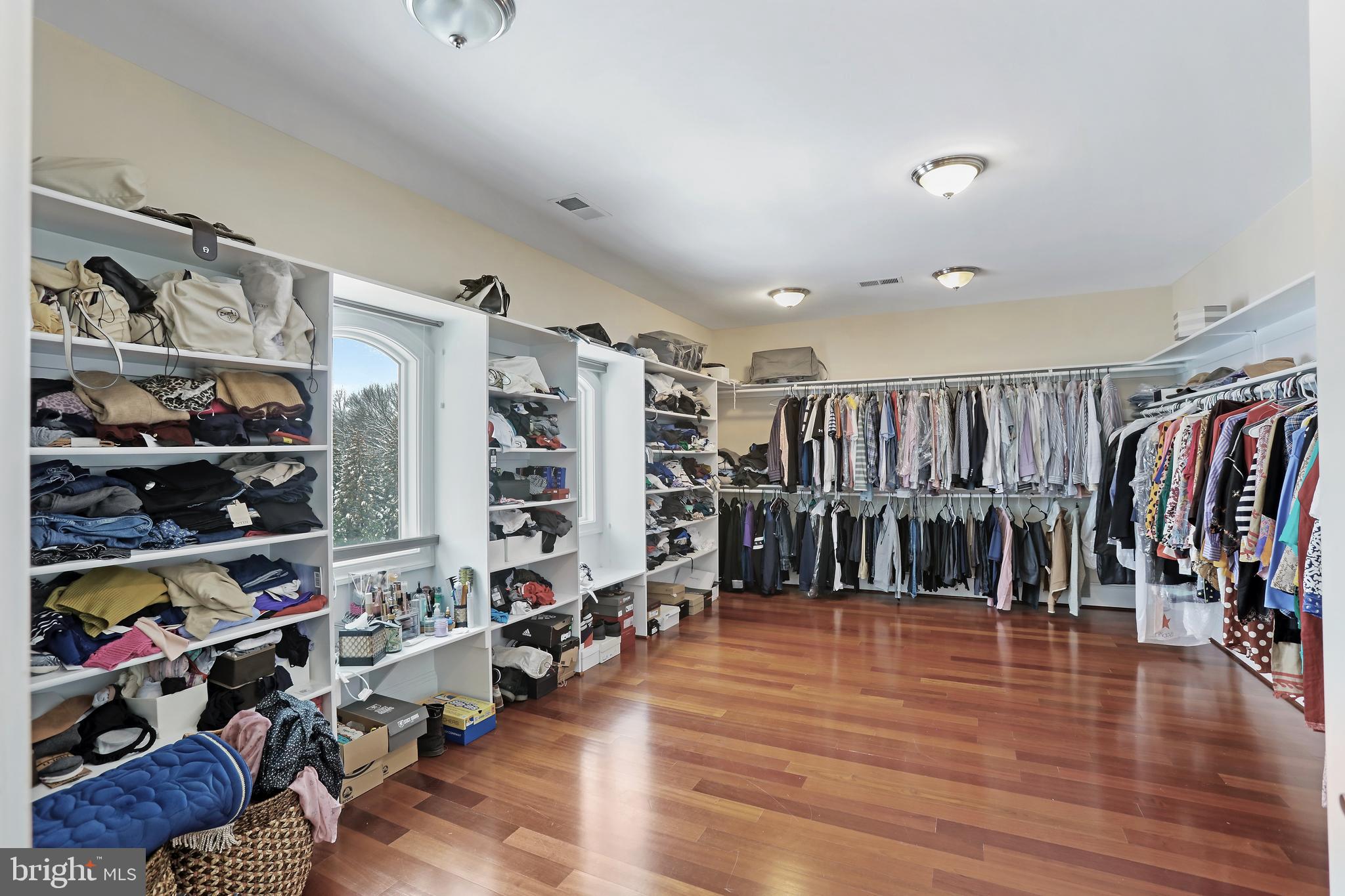 HUNTERS VALLEY MINCHEWS - Residential