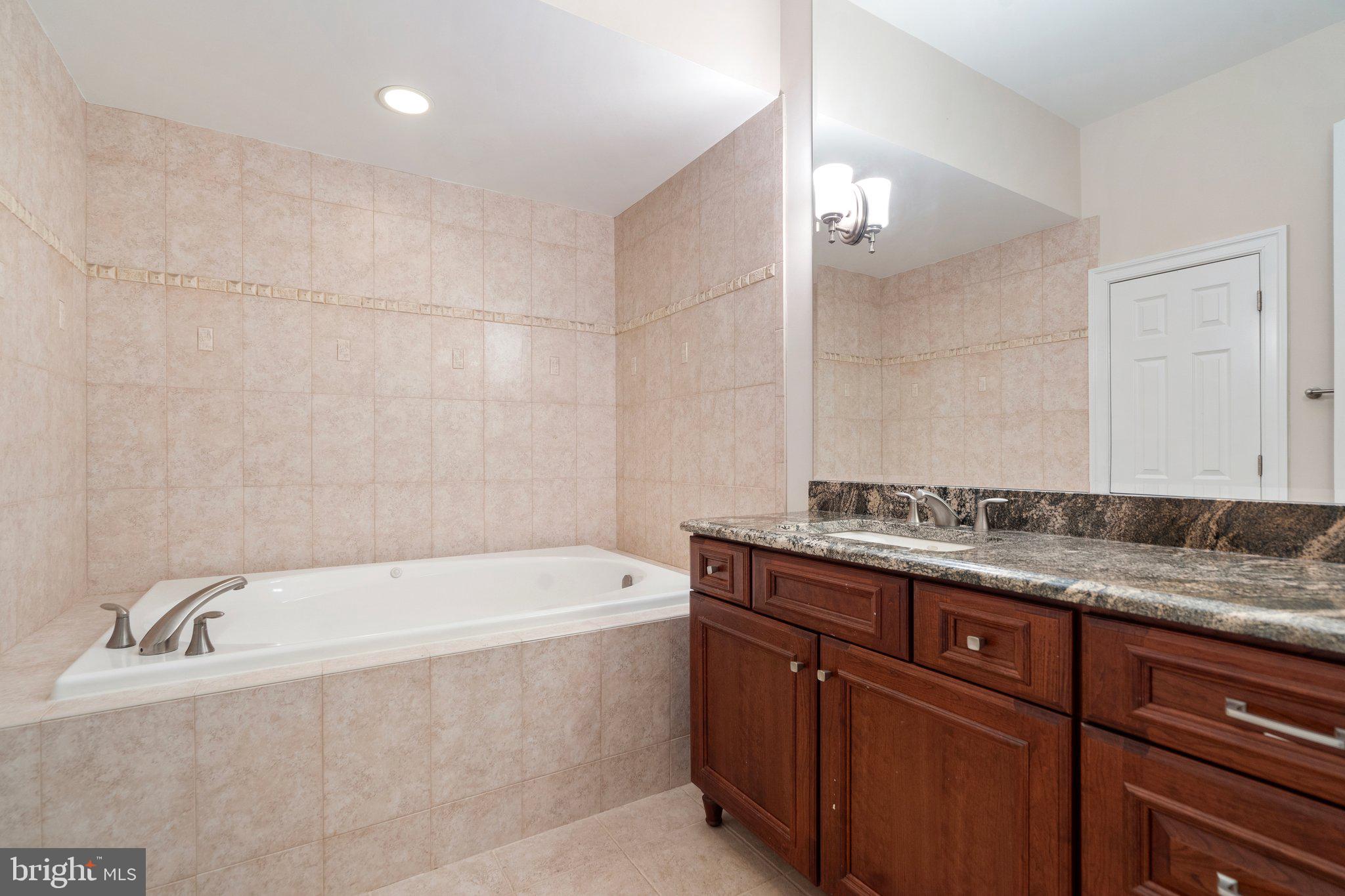 HUNTERS VALLEY MINCHEWS - Residential