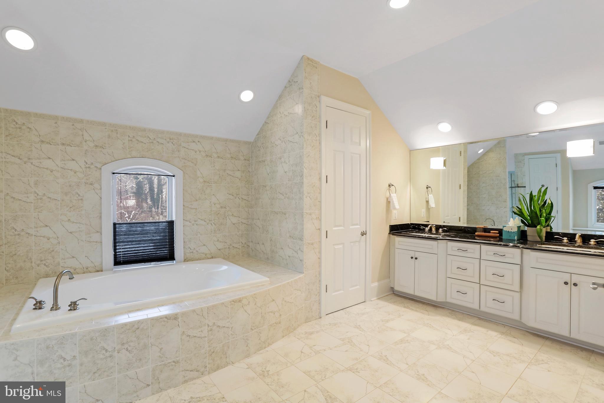 HUNTERS VALLEY MINCHEWS - Residential