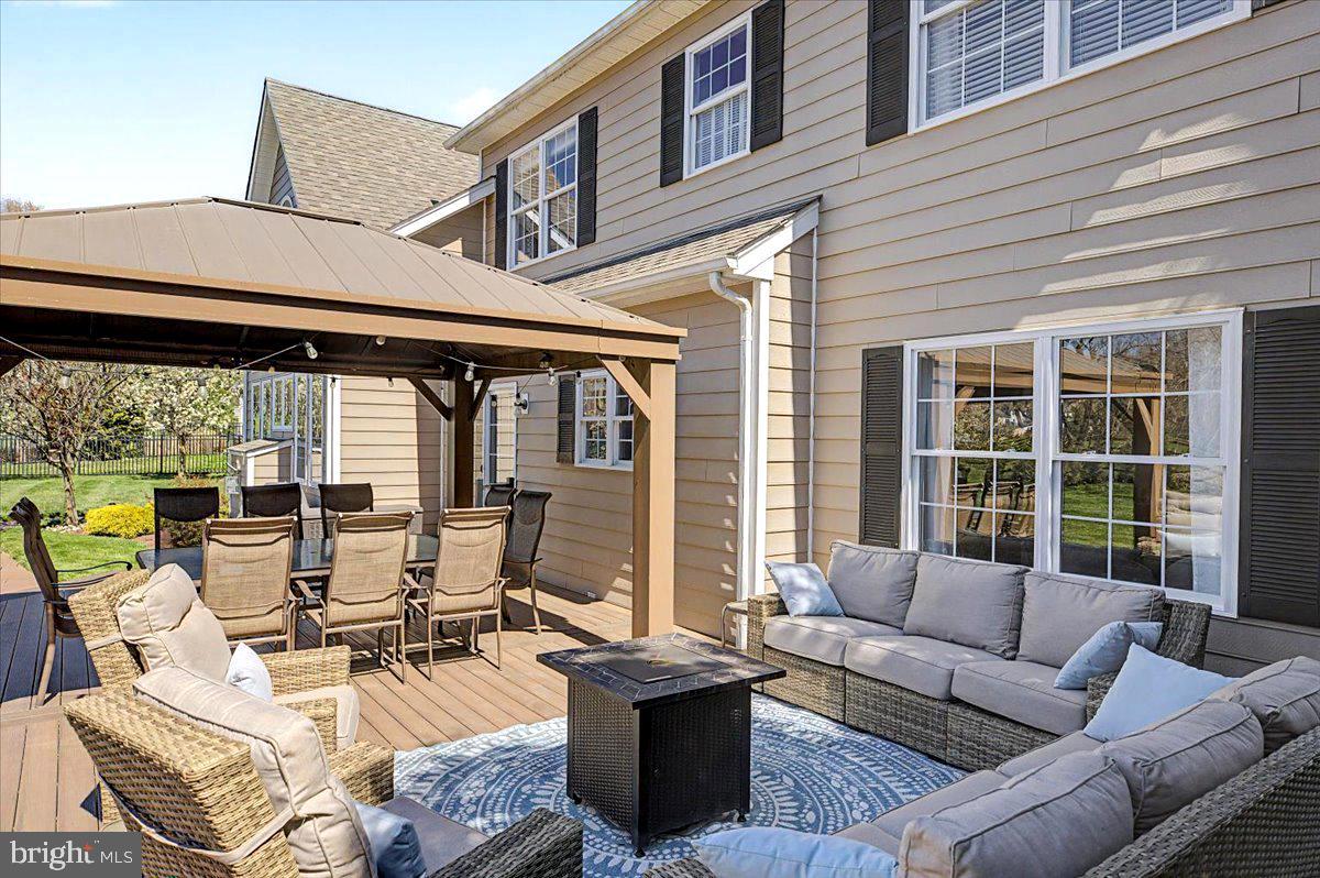 RIDINGS OF WARWICK - Residential