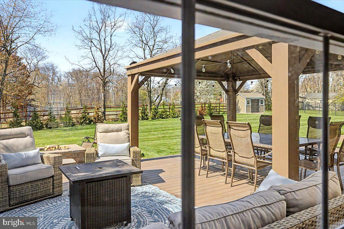 RIDINGS OF WARWICK - Residential