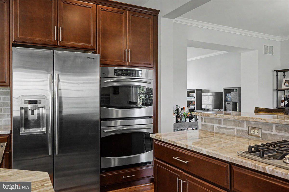 RIDINGS OF WARWICK - Residential