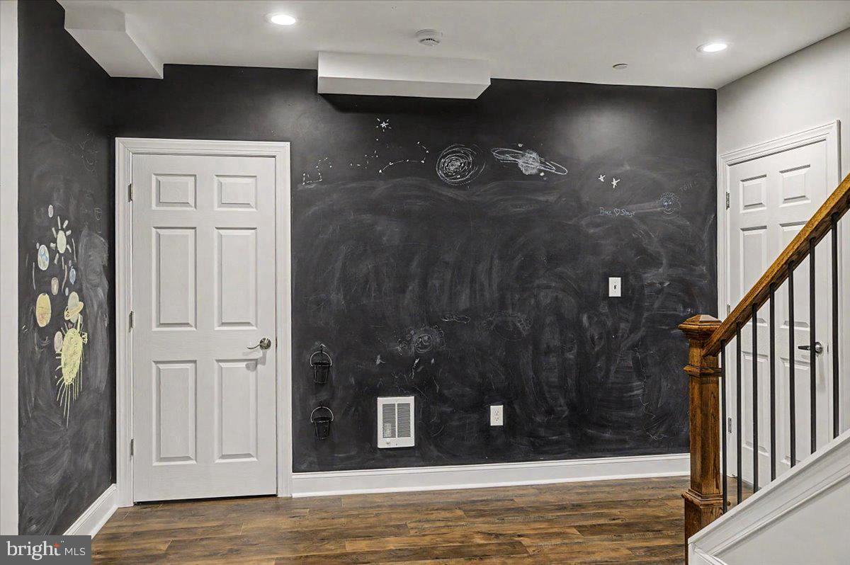 RIDINGS OF WARWICK - Residential