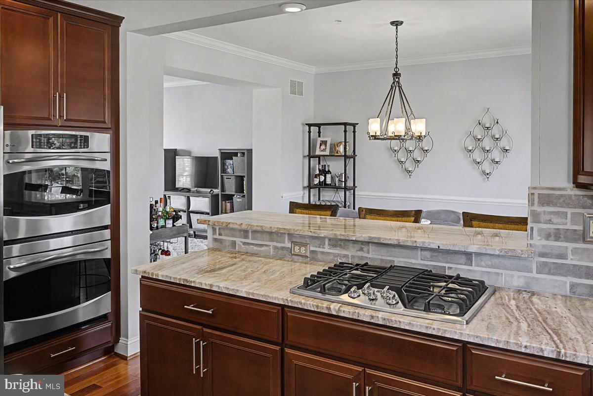 RIDINGS OF WARWICK - Residential