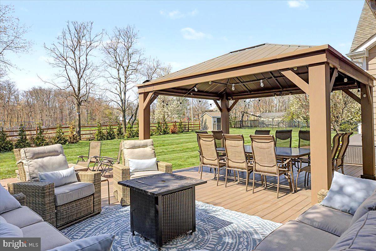 RIDINGS OF WARWICK - Residential