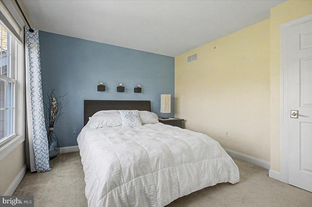 RIDINGS OF WARWICK - Residential