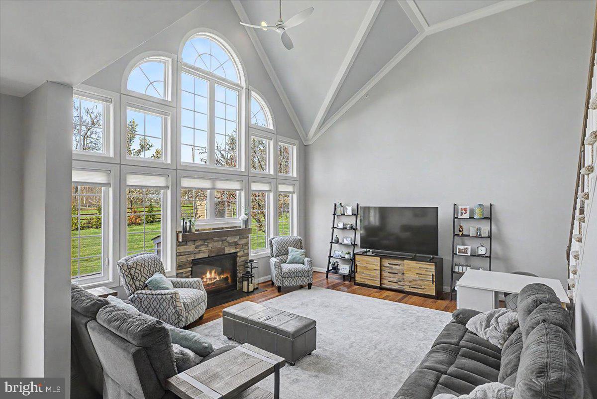 RIDINGS OF WARWICK - Residential