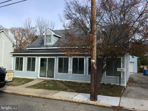 105 W WALNUT STREET NORTH EAST MD 21901