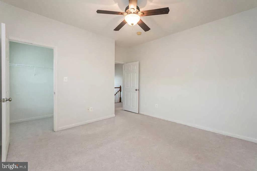 HUNTFIELD - Residential Lease