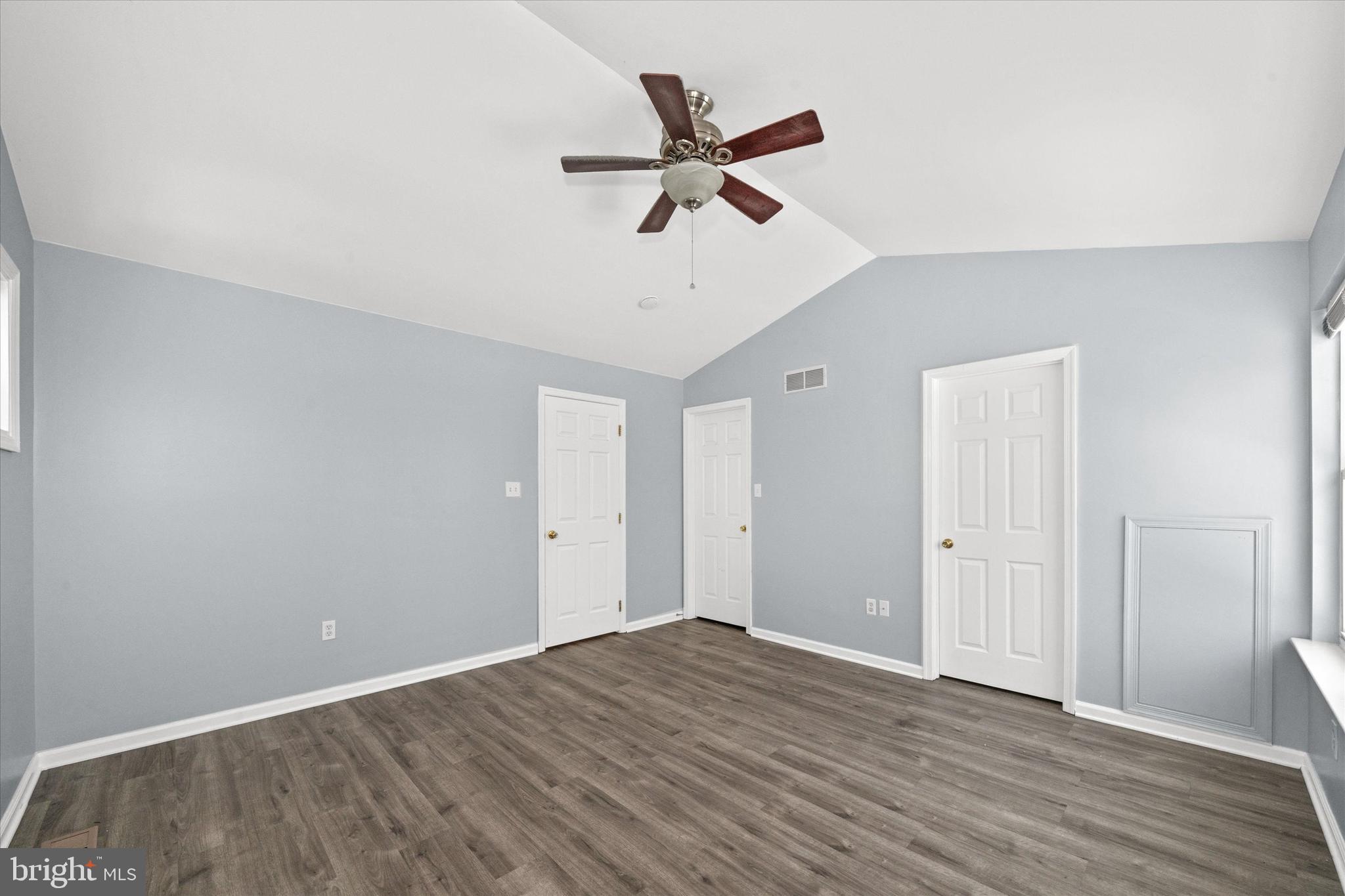 BRENNAN ESTATES - Residential