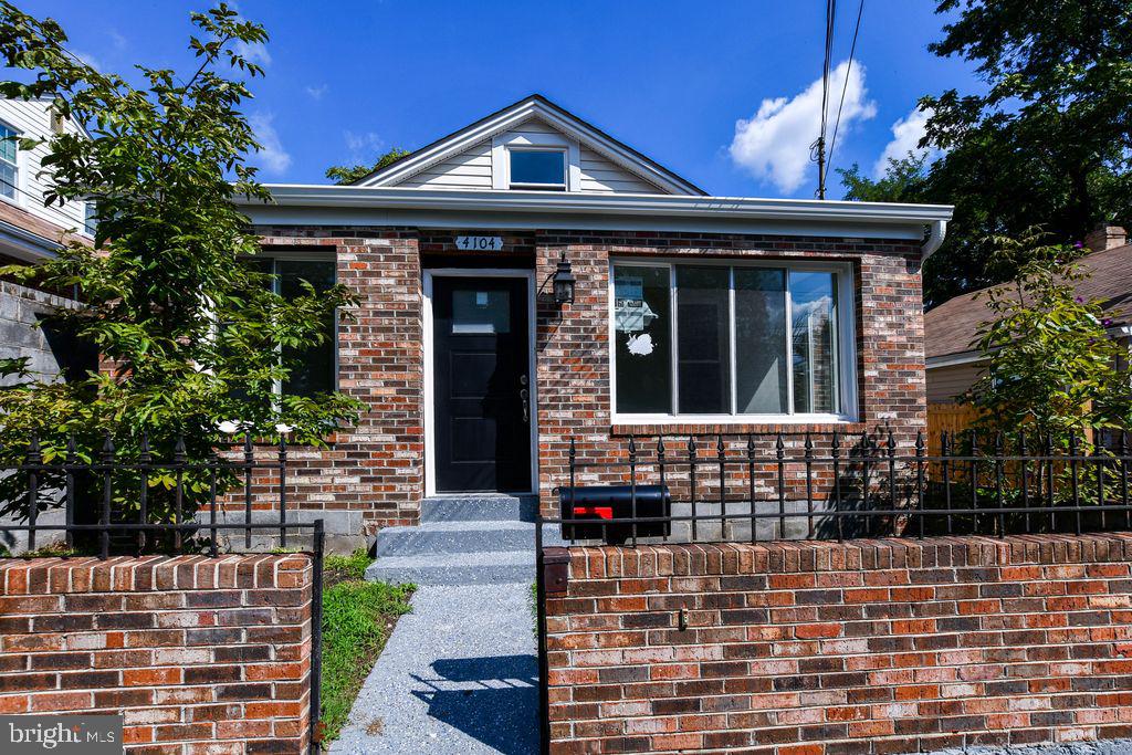 BOULEVARD HEIGHTS - Residential