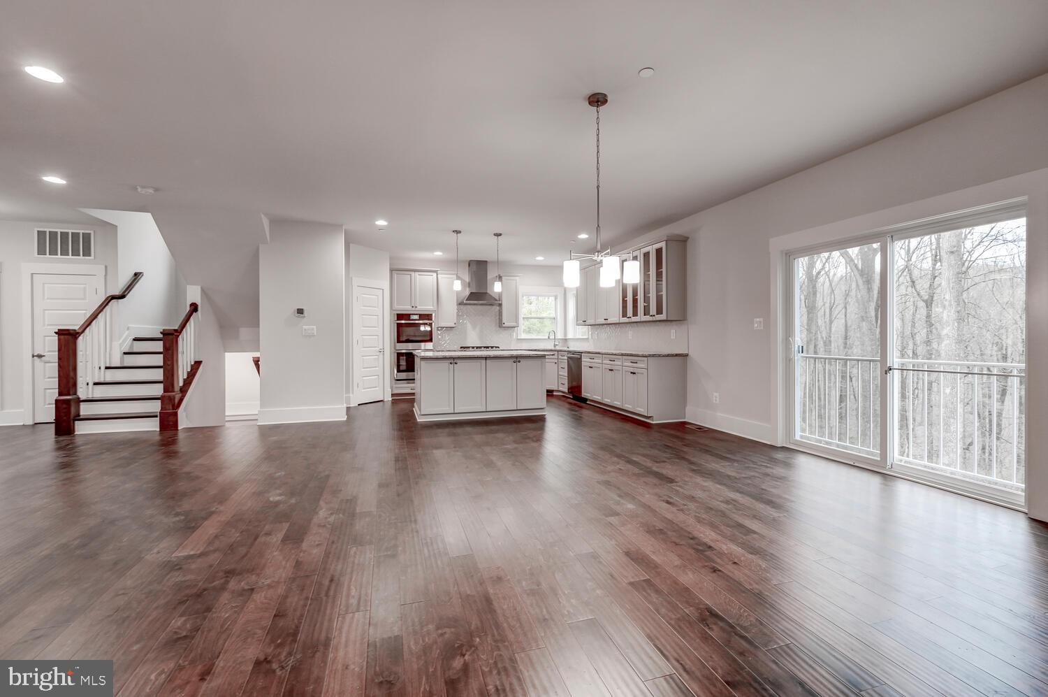 WOODBROOK - Residential