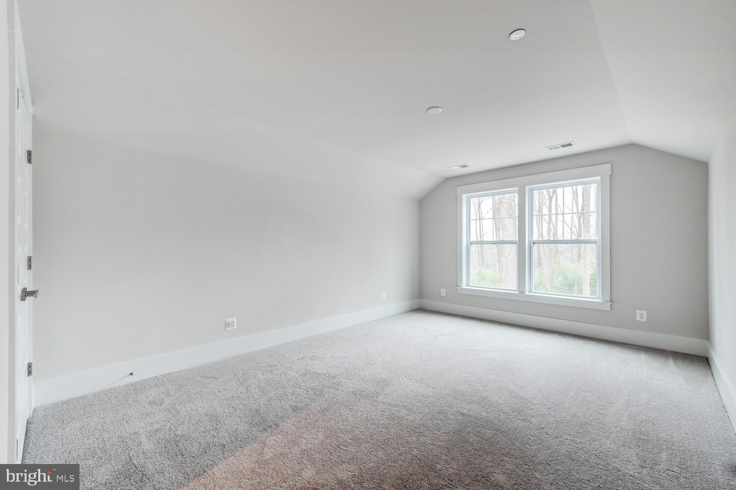 WOODBROOK - Residential