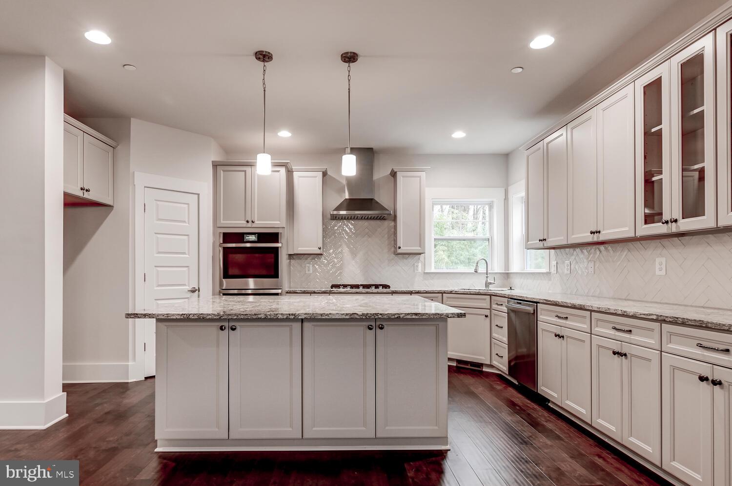 WOODBROOK - Residential