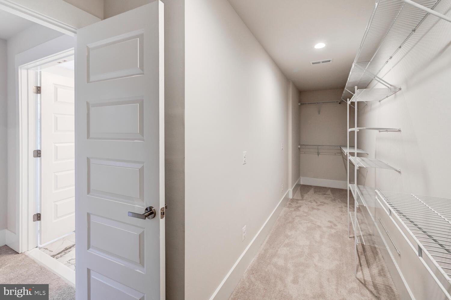 WOODBROOK - Residential