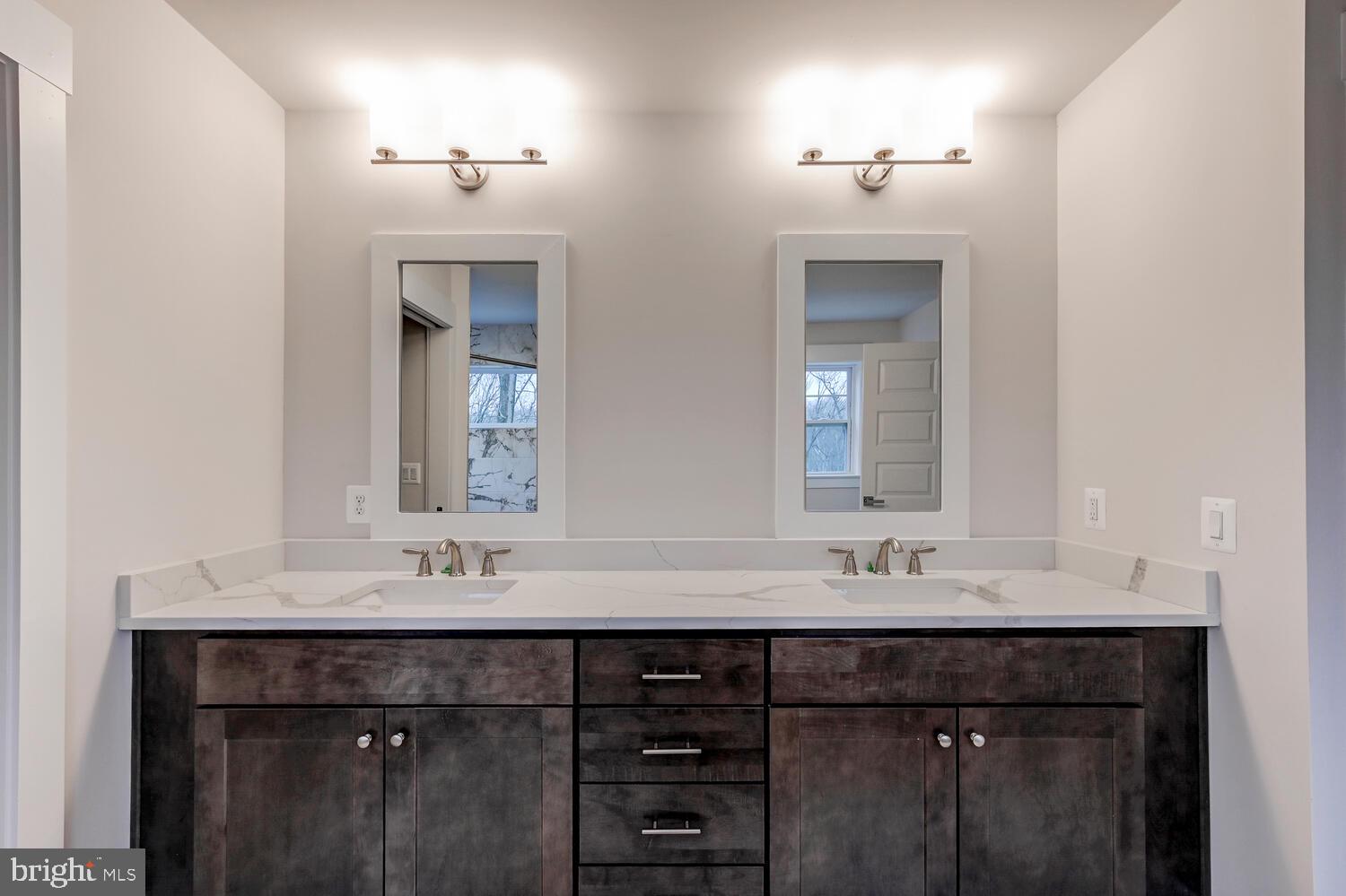 WOODBROOK - Residential