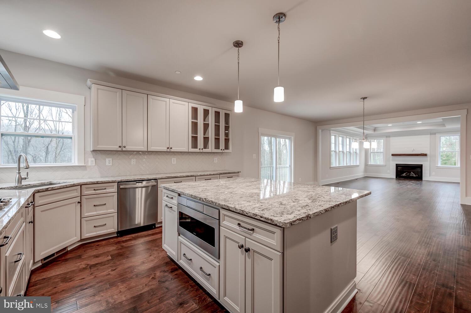 WOODBROOK - Residential