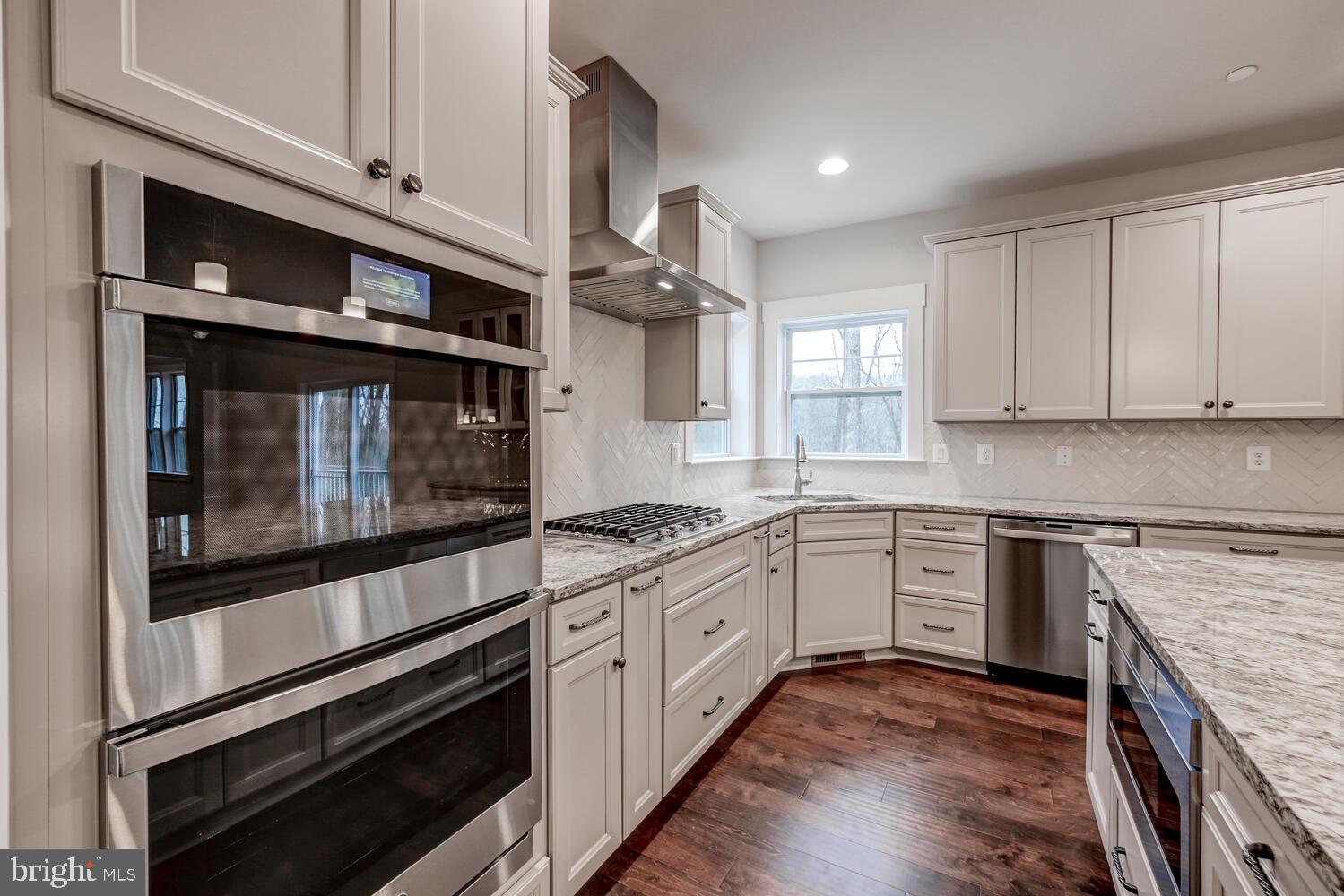 WOODBROOK - Residential