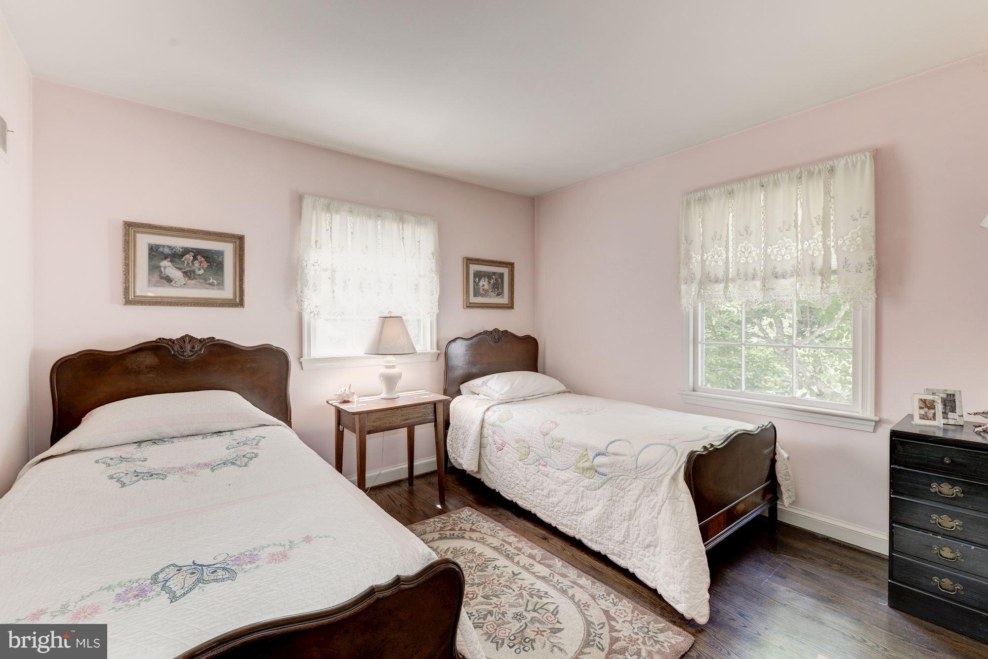 WESTMORELAND HILLS - Residential