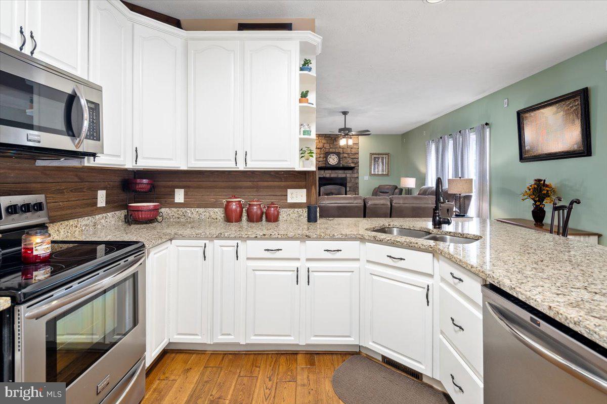 PELHAM'S CROSSING - Residential