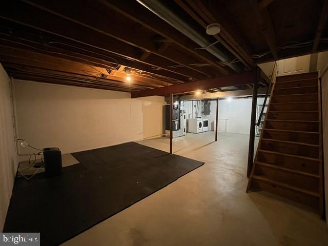 HARLAN SQUARE CONDOMINIUMS - Residential Lease