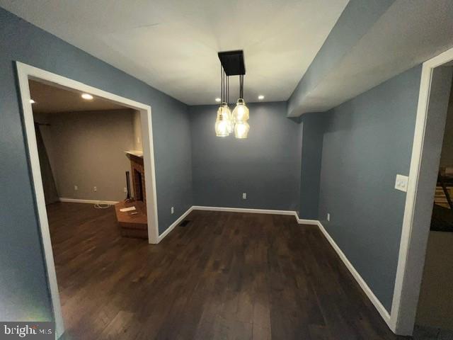 HARLAN SQUARE CONDOMINIUMS - Residential Lease