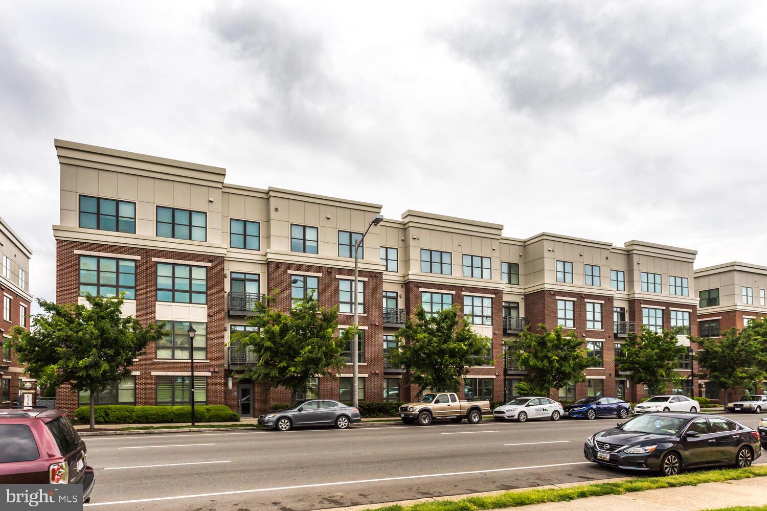 OLD TOWN COMMONS - Residential Lease