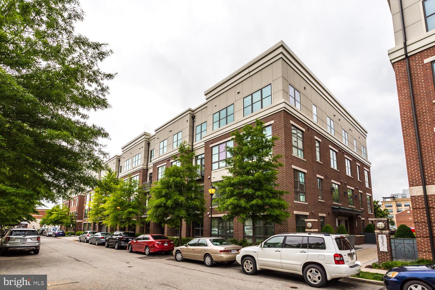 OLD TOWN COMMONS - Residential Lease
