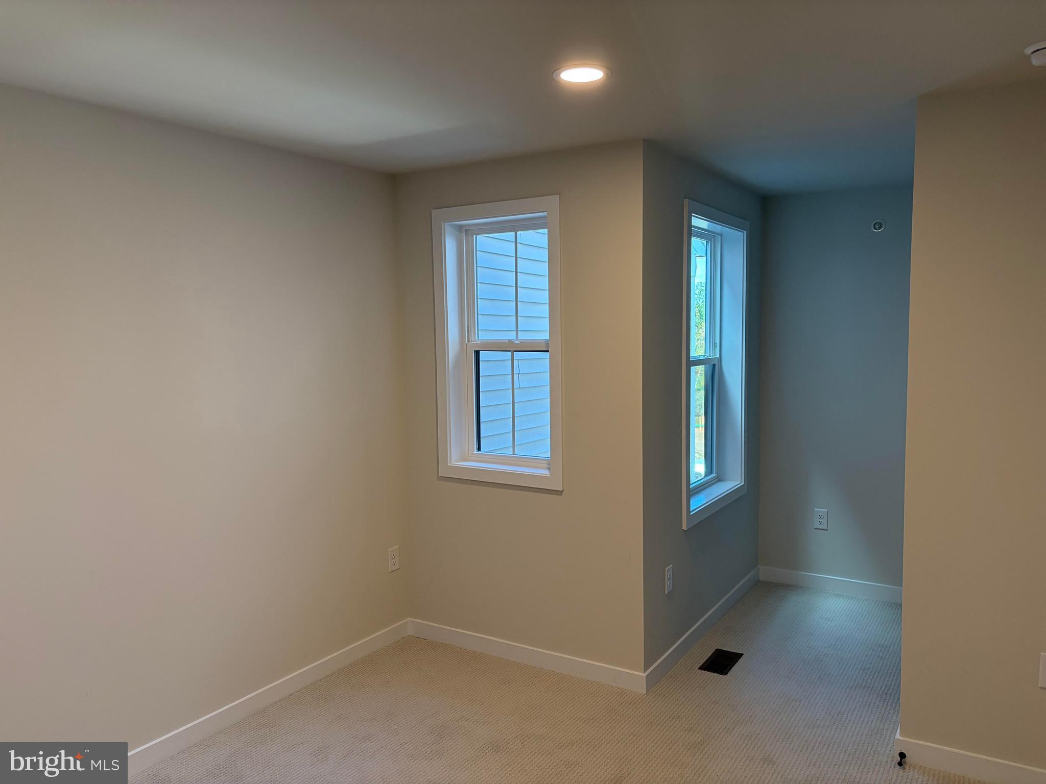 STONEBROOK AT UPPER MERION - Residential Lease