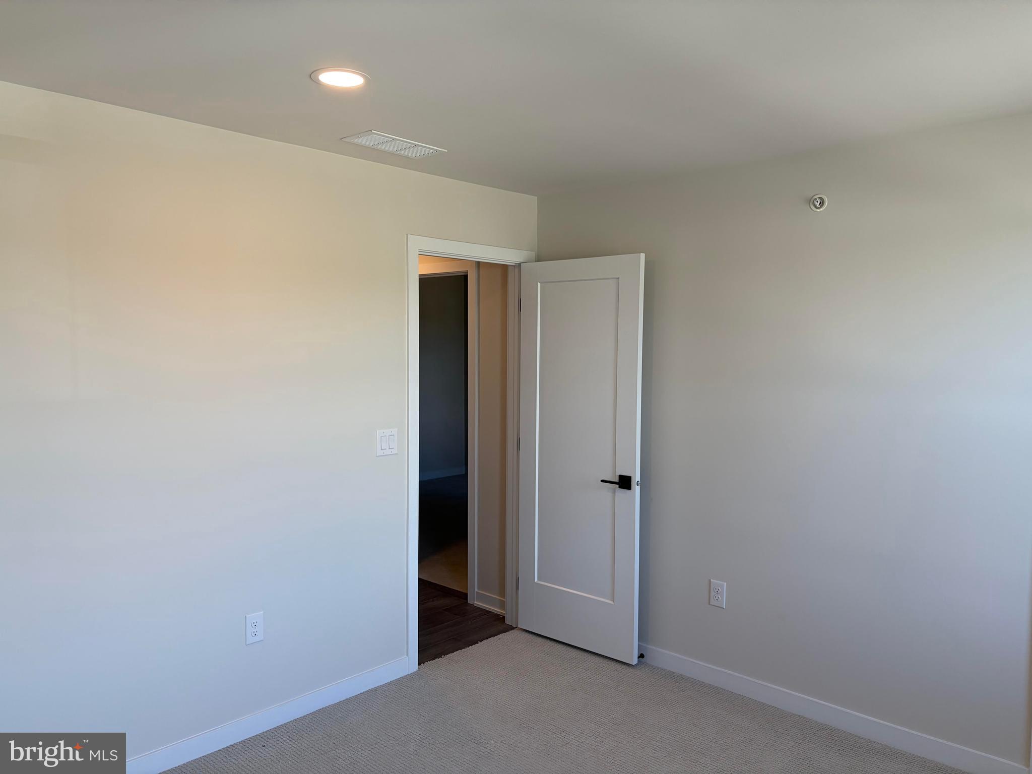 STONEBROOK AT UPPER MERION - Residential Lease