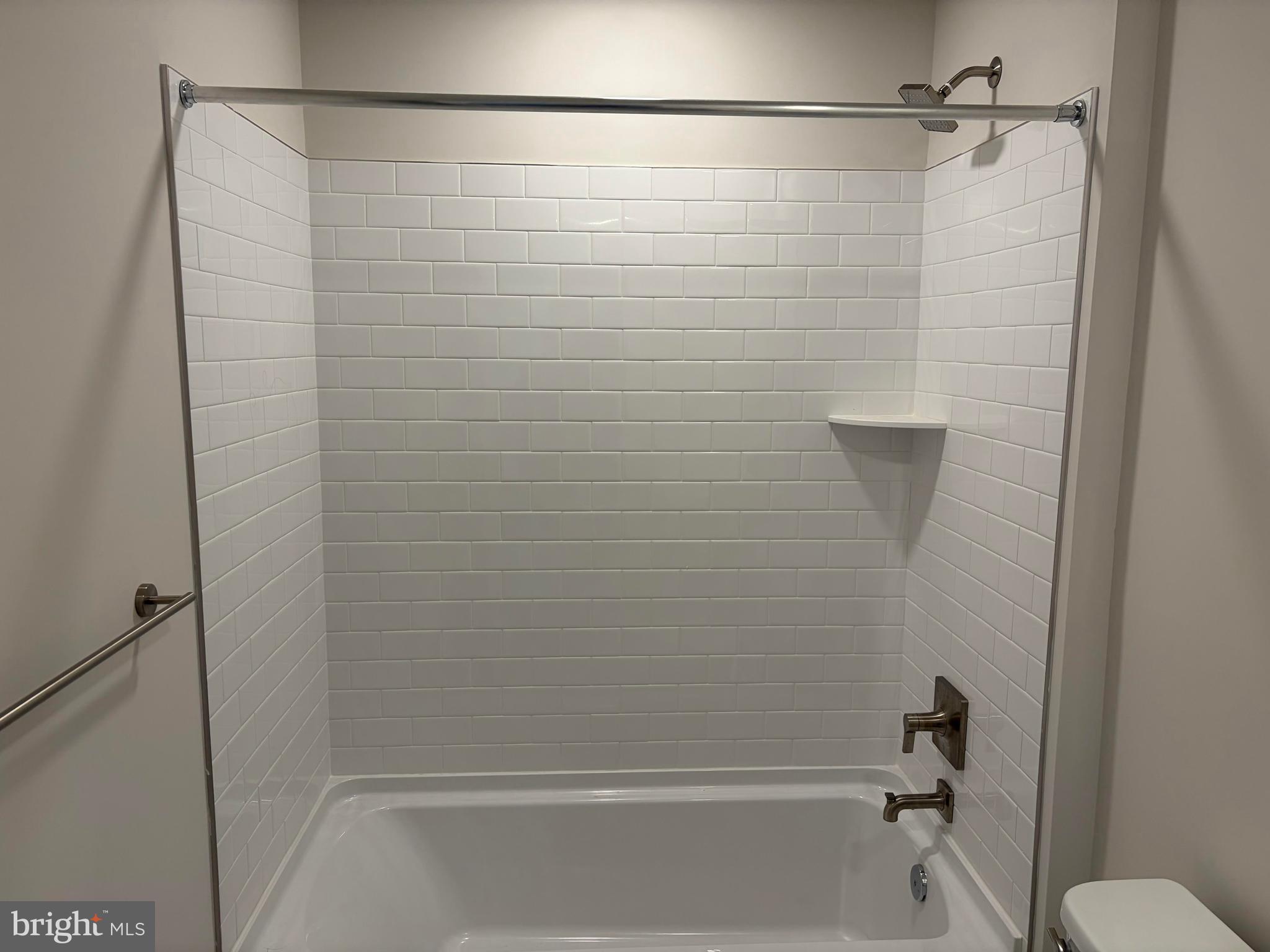 STONEBROOK AT UPPER MERION - Residential Lease