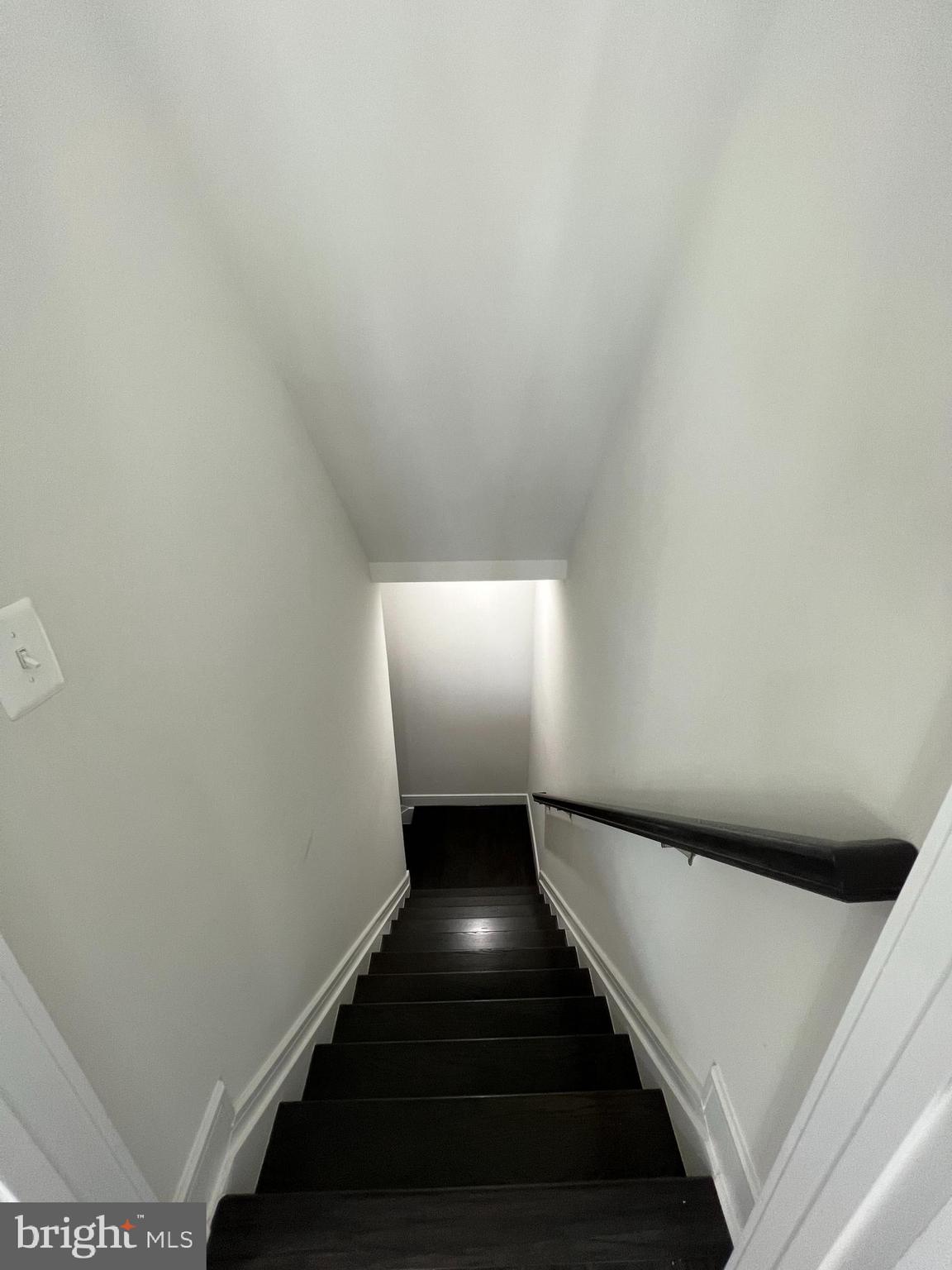 SOUTH RIDING - Residential Lease