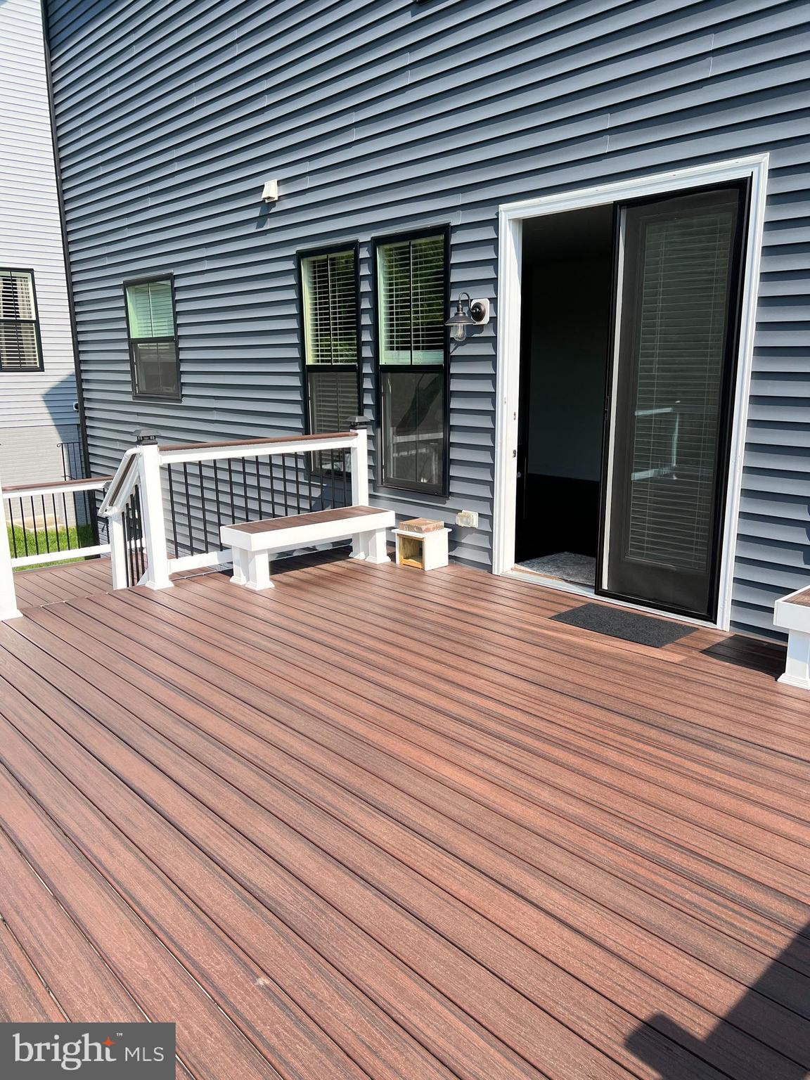 SOUTH RIDING - Residential Lease