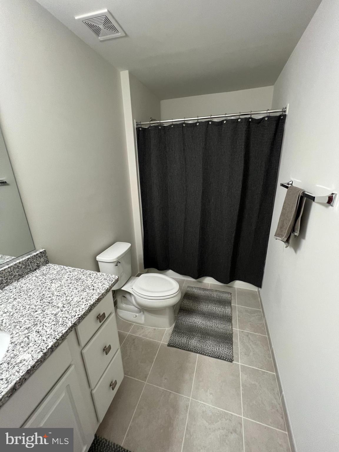 SOUTH RIDING - Residential Lease