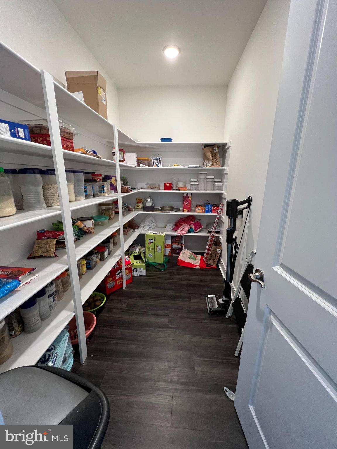 SOUTH RIDING - Residential Lease